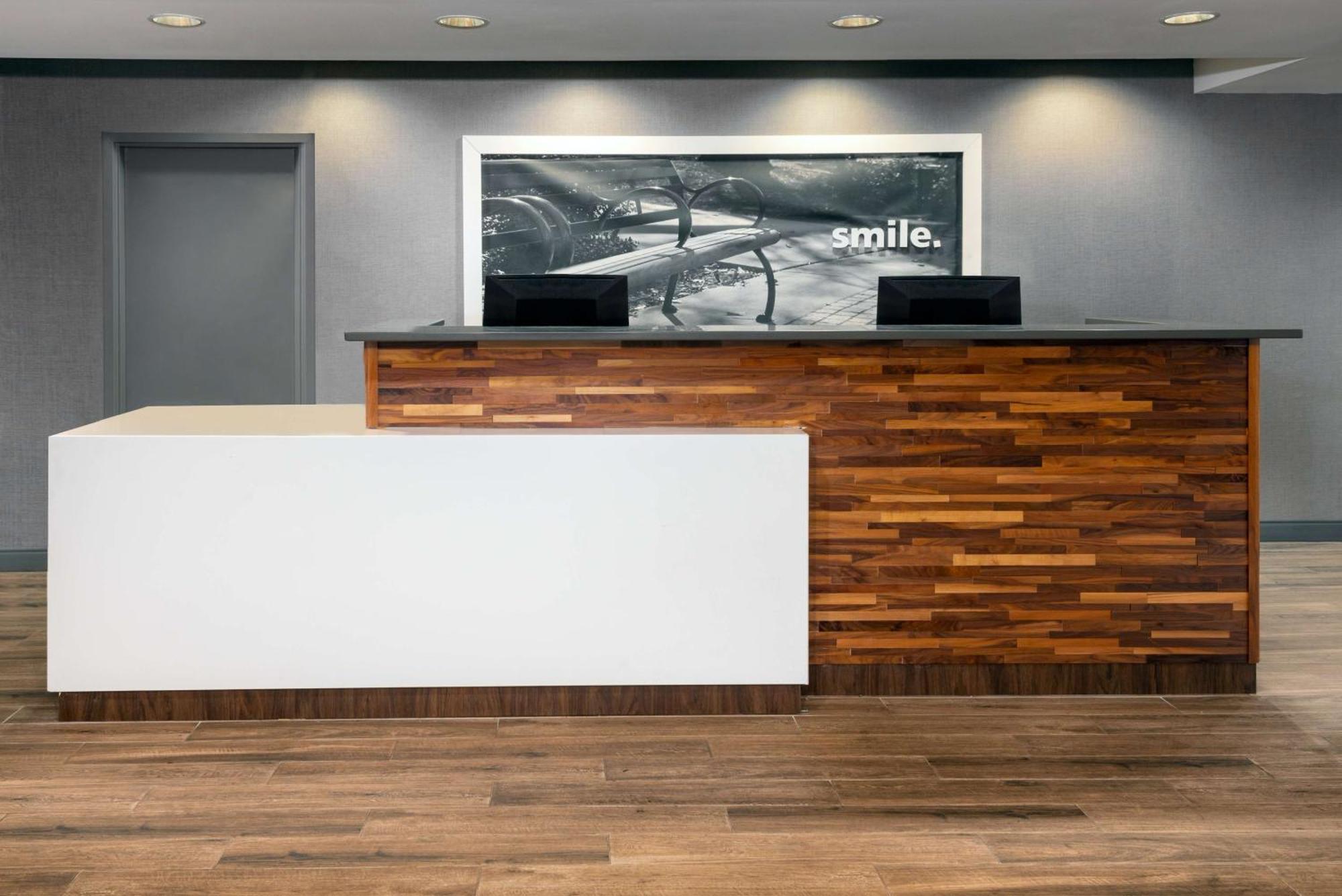 Hampton Inn Petersburg - Southpark Mall Colonial Heights Exterior photo