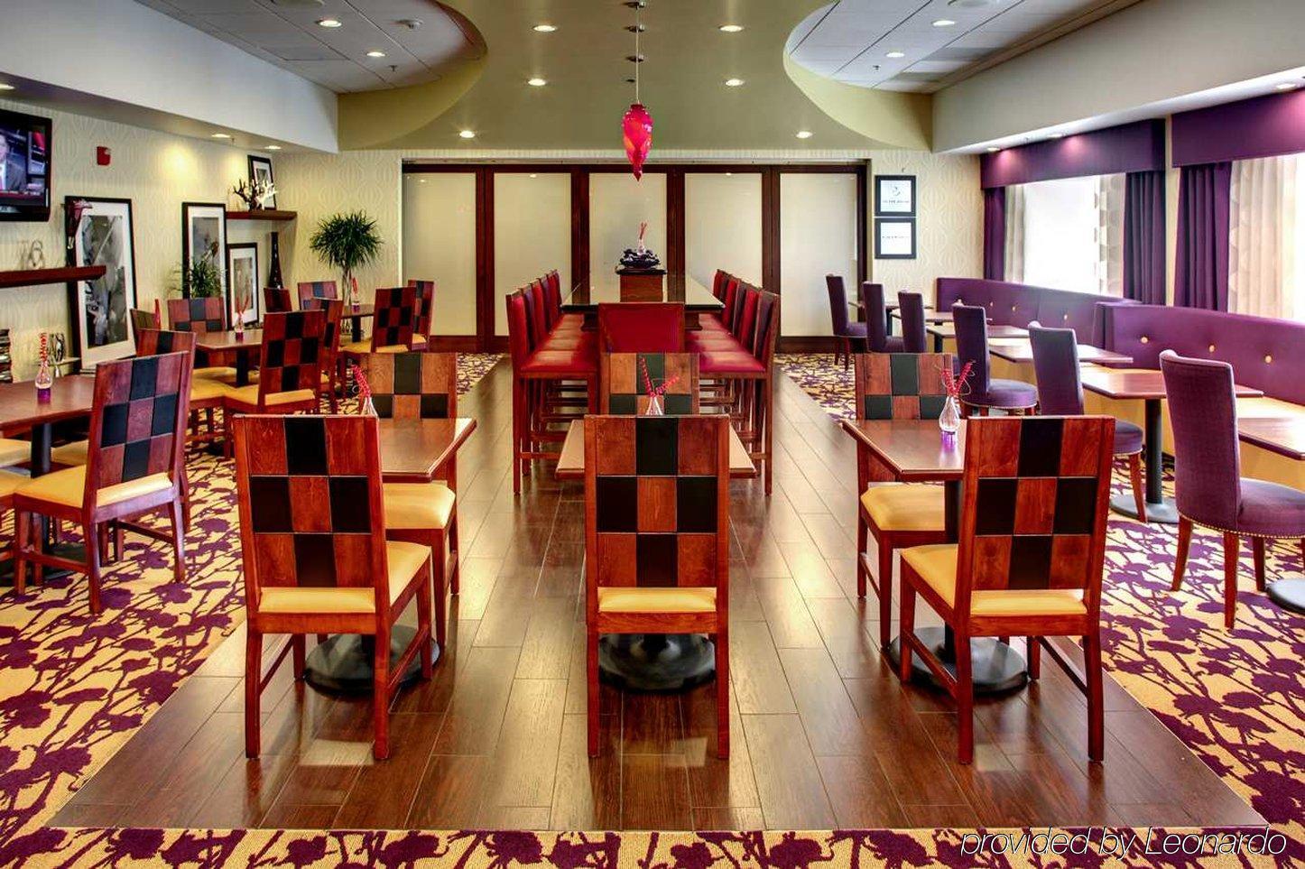Hampton Inn Petersburg - Southpark Mall Colonial Heights Restaurant photo